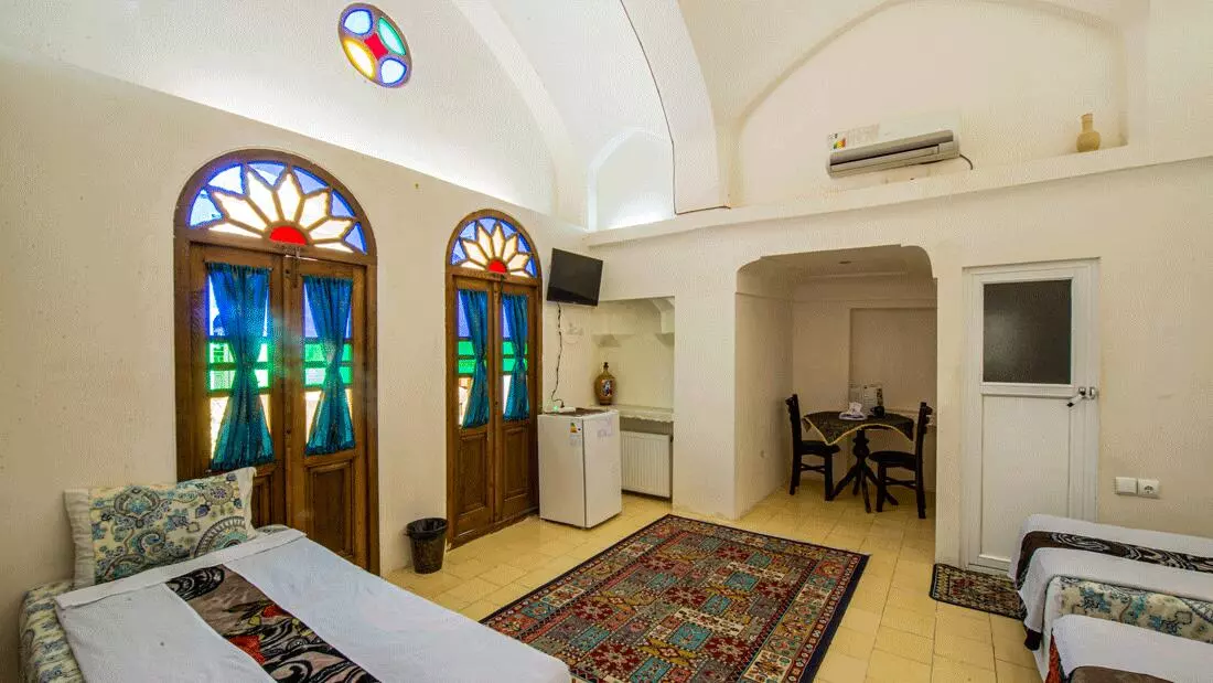 اتاق چهارتخته اقامتگاه سنتی ثنا