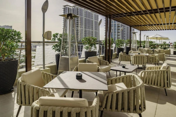 بار هتل تاورز روتانا دبی