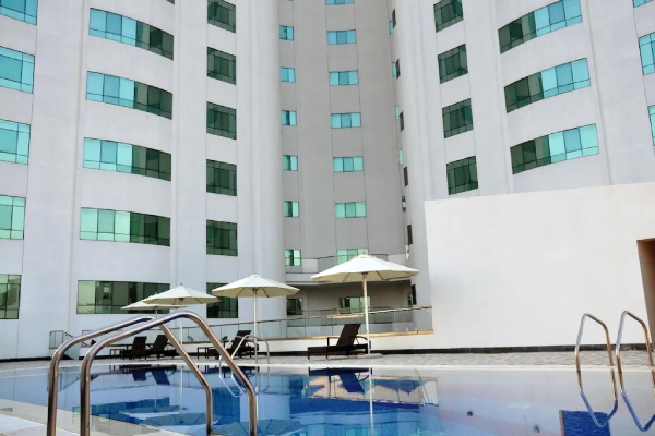 استخر هتل لاوندر دبی