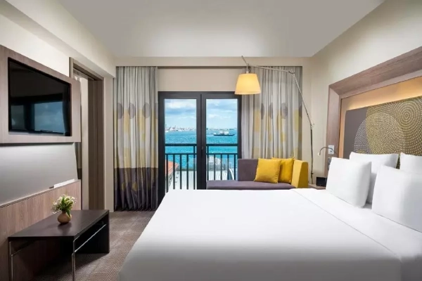 Executive Bosphorus Suite