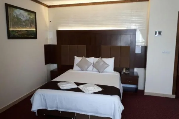 اتاق دو تخته دبل (اقامت با صبحانه)