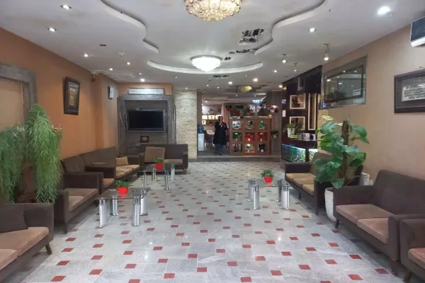 مهمانپذیر زاینده رود مشهد