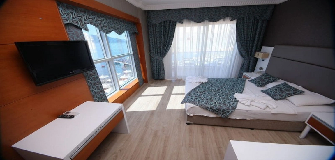 اتاق هتل مهتاپ بیچ مارماریس