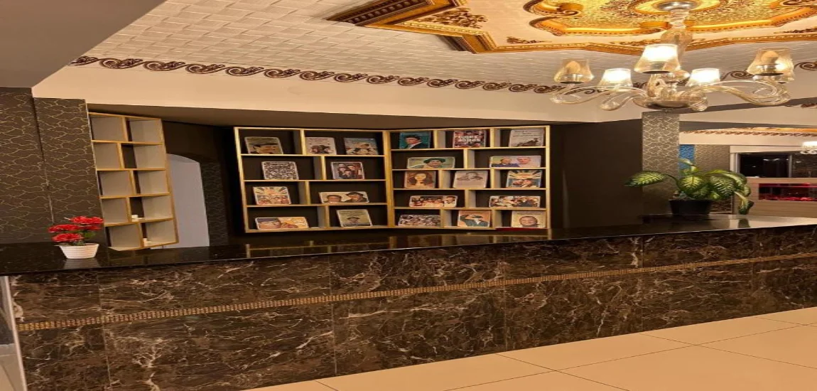 پذیرش هتل گرند بلک مرسین